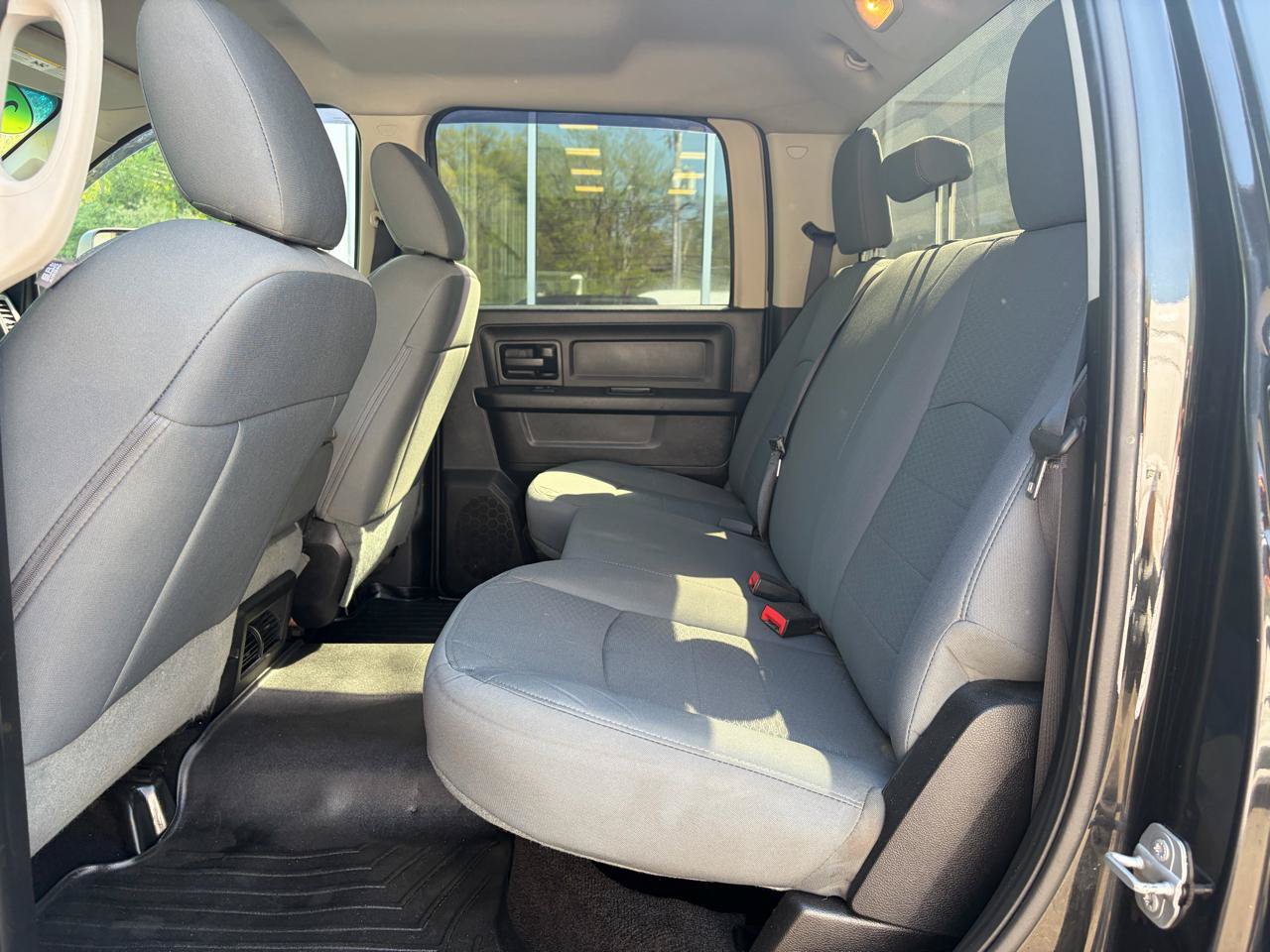 Used 2016 RAM 2500 Tradesman w/ Chrome Appearance Group AWD/4WD image 37