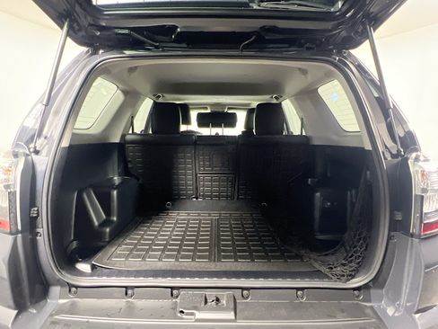 Used 2024 Toyota 4Runner SR5 Premium RWD image 33
