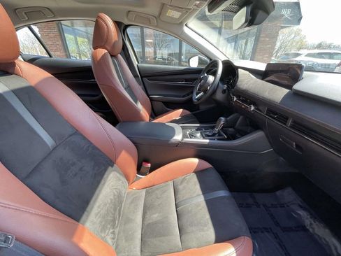 Used 2024 MAZDA MAZDA3 s image 15