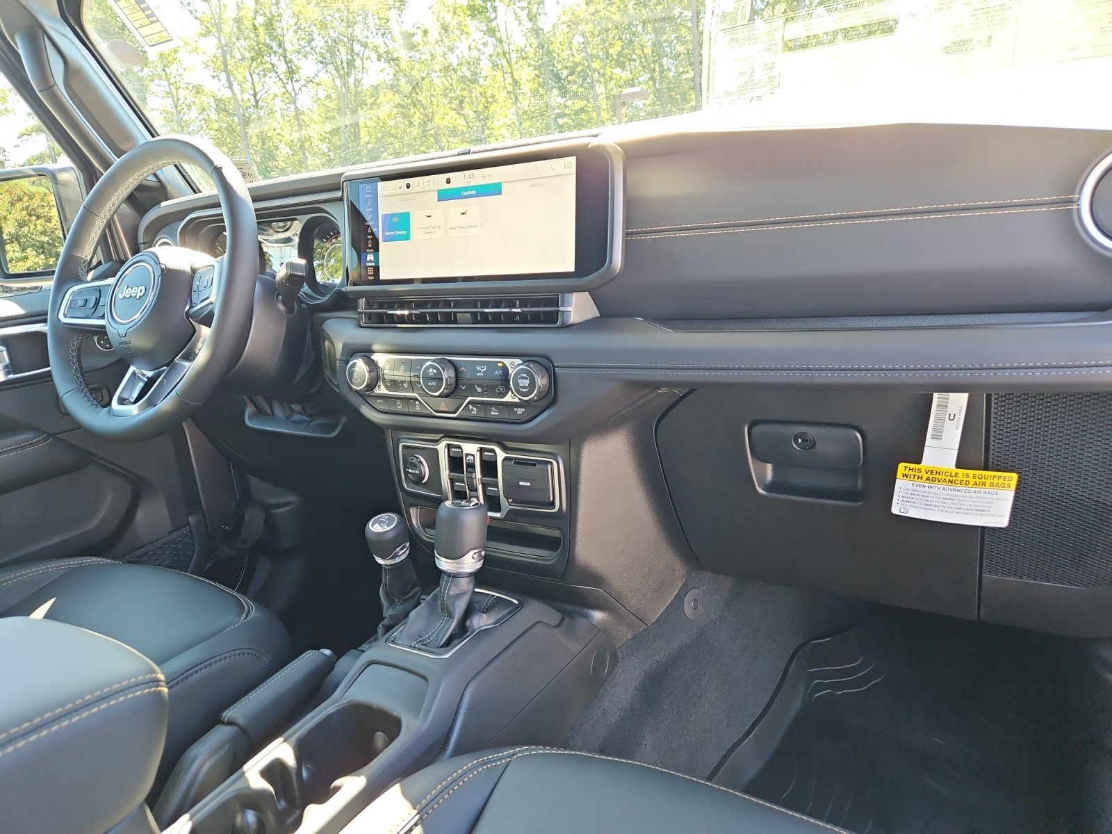New 2027 Jeep Wrangler Unlimited Sahara AWD/4WD image 16