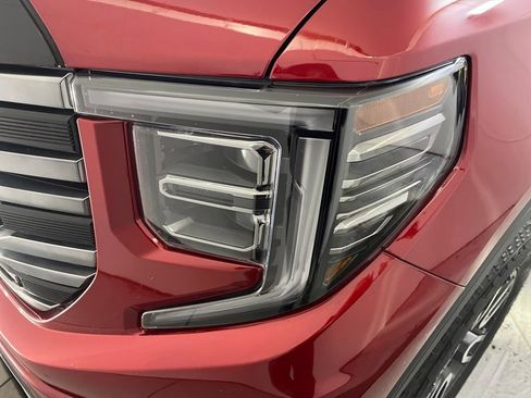 Used 2025 GMC Sierra 1500 AT4 w/ AT4 Premium Package image 40