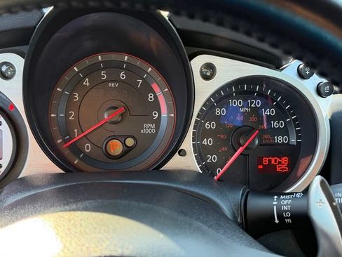 Used 2012 Nissan 370Z Touring w/ Sport Pkg RWD image 12