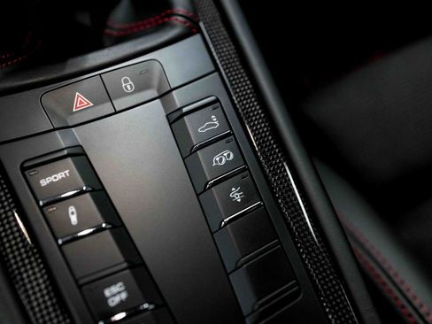 Used 2018 Porsche 911 GT3 RWD image 55