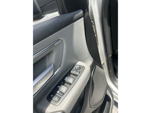 Used 2019 RAM 1500 Big Horn RWD image 14