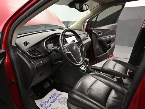 Used 2019 Buick Encore Essence image 9
