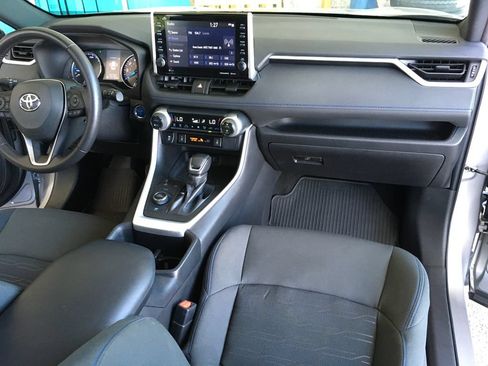 Used 2022 Toyota RAV4 SE w/ Convenience Package AWD/4WD image 32