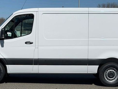 New 2026 Mercedes-Benz Sprinter 2500 image 8