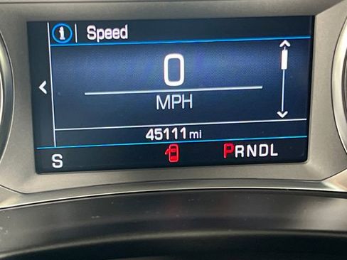 Used 2024 Chevrolet Equinox LT FWD image 17