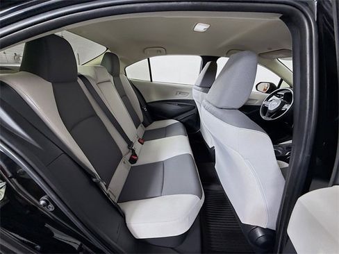 Certified 2024 Toyota Corolla LE image 28