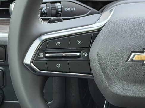 New 2026 Chevrolet Suburban LS RWD image 13