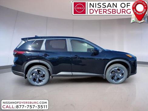 New 2026 Nissan Rogue SV image 2