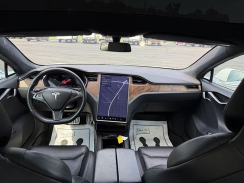 Used 2019 Tesla Model S Long Range AWD/4WD image 17