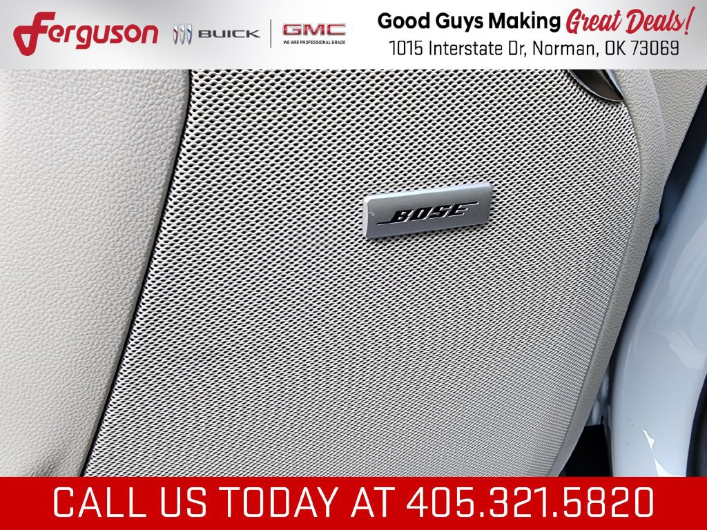 New 2026 GMC Yukon Denali w/ Denali Reserve Package AWD/4WD image 14