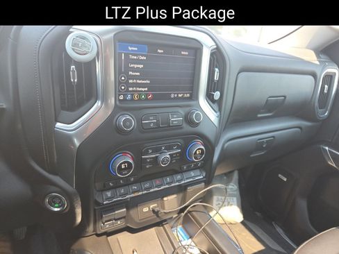 Used 2022 Chevrolet Silverado 2500 LTZ w/ LTZ Plus Package AWD/4WD image 19