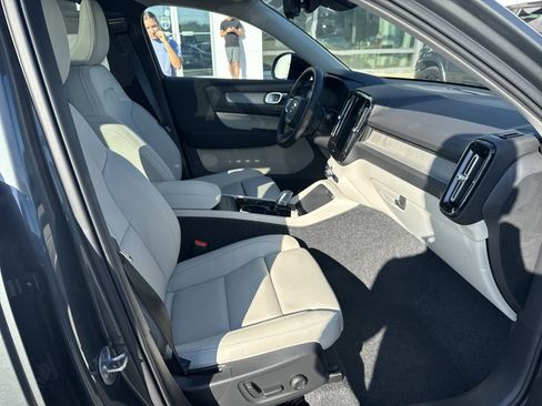 New 2026 Volvo XC40 B5 Ultra w/ Climate Package image 27
