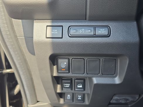 New 2025 Nissan Frontier PRO-4X w/ Interior Protection Package image 23