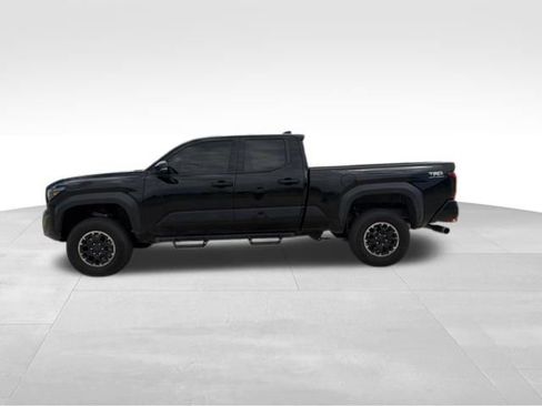 Used 2025 Toyota Tacoma TRD Off-Road w/ TRD Off Road Upgrade Package AWD/4WD image 6