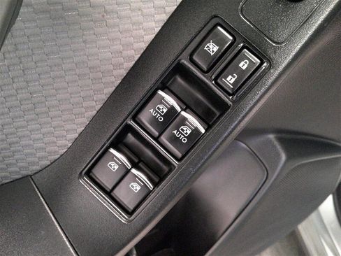 Used 2017 Subaru Forester 2.5i Premium w/ All-Weather Package image 34