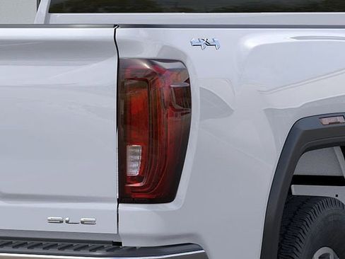 New 2026 GMC Sierra 2500 SLE w/ SLE Value Package; AWD/4WD image 11