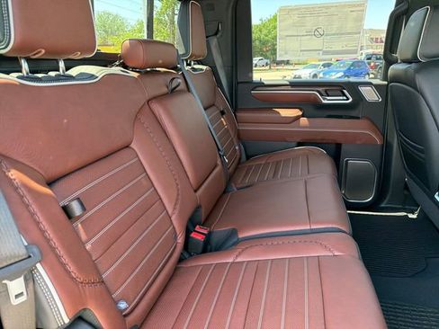New 2026 GMC Sierra 2500 Denali Ultimate AWD/4WD image 23