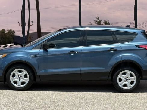 Used 2018 Ford Escape S FWD image 4
