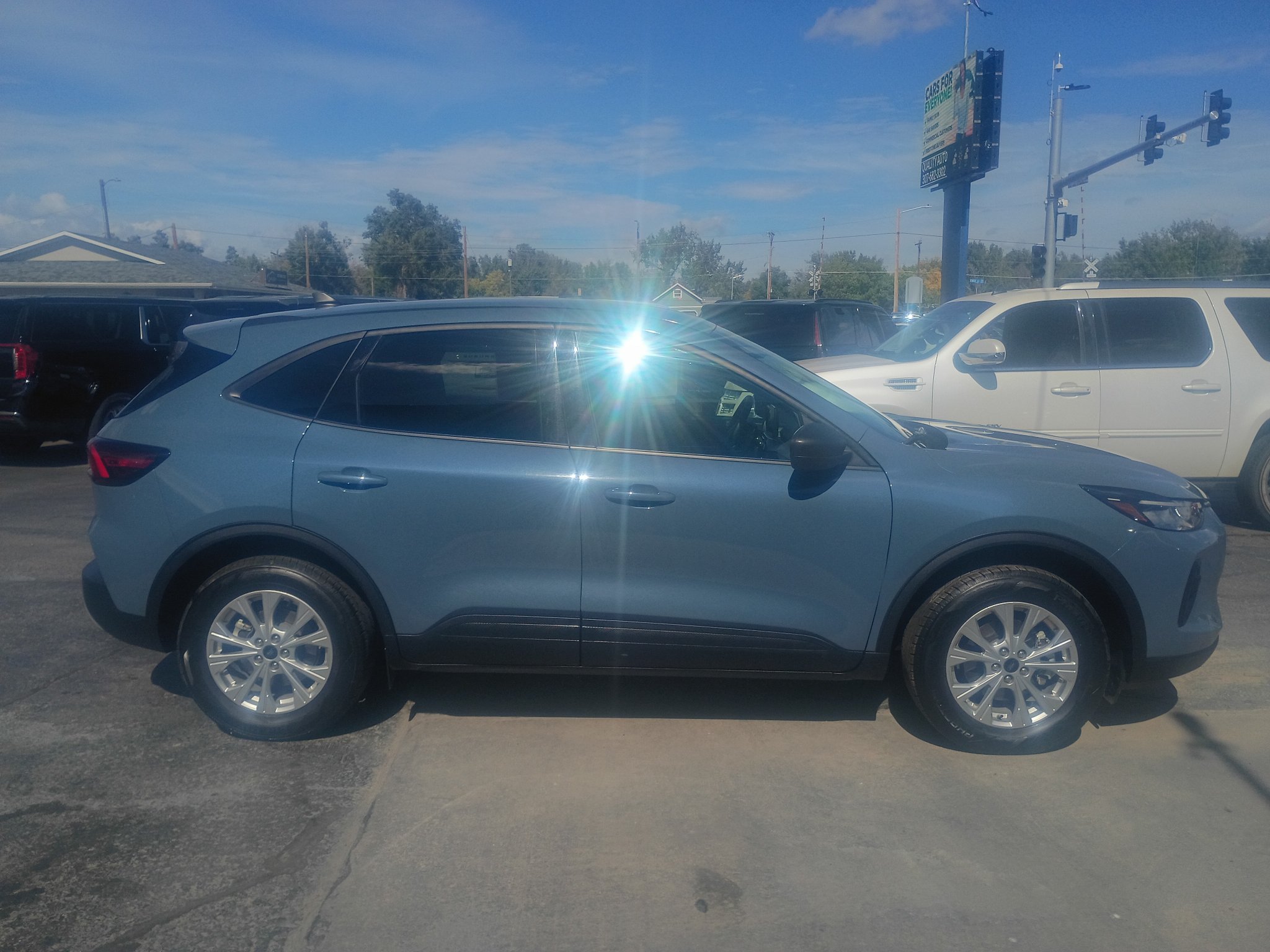 Used 2025 Ford Escape Active AWD/4WD image 5