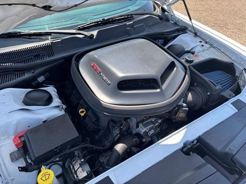 Used 2022 Dodge Challenger R/T Scat Pack w/ Shaker Package image 17