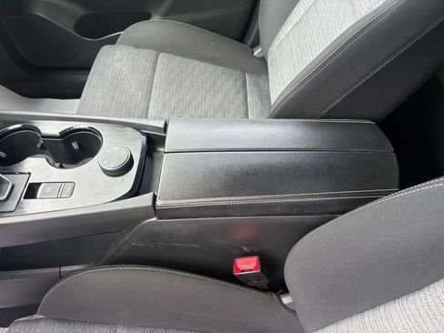 Used 2023 Nissan Rogue SV AWD/4WD image 25