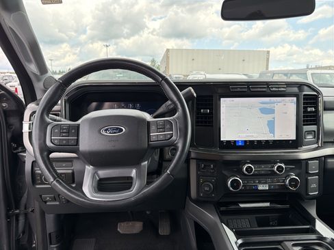 Used 2023 Ford F250 Lariat w/ Sport Appearance Package AWD/4WD image 14