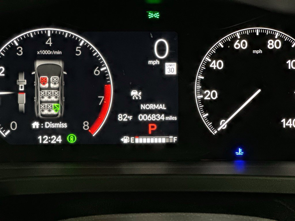 Used 2025 Honda Pilot Touring image 5