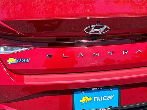 Used 2023 Hyundai Elantra SEL w/ Convenience Package FWD image 28
