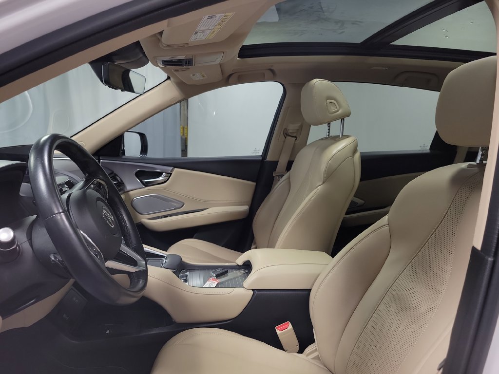 Used 2023 Acura RDX w/ Technology Package FWD image 15