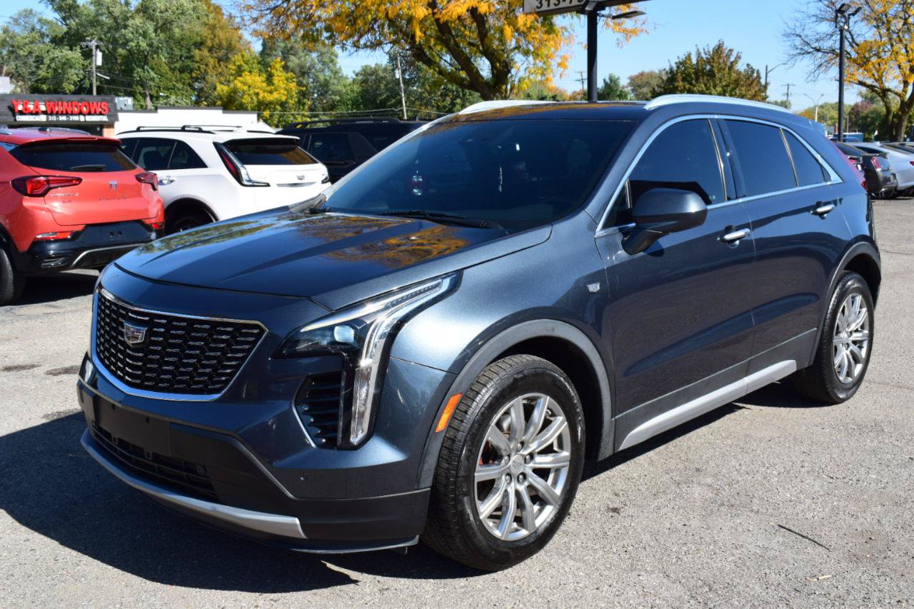 Used 2019 Cadillac XT4 Premium Luxury w/ Driver Awareness Package FWD image 2