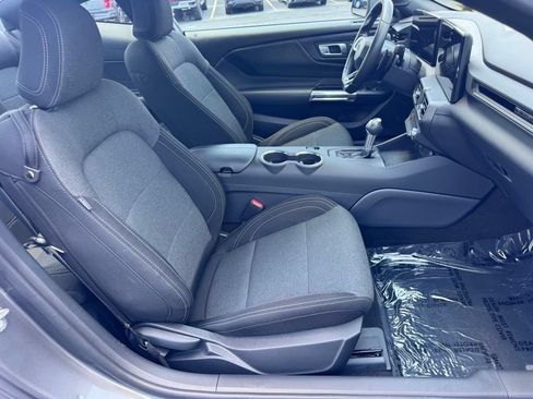 Used 2025 Ford Mustang GT RWD image 26