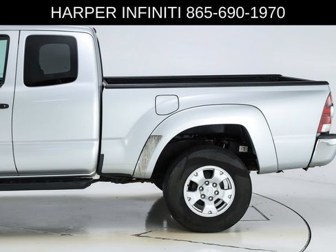 Used 2013 Toyota Tacoma PreRunner w/ SR5 Pkg RWD image 4