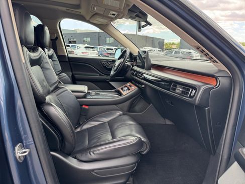 Used 2020 Lincoln Aviator Reserve w/ Equipment Group 202A image 19