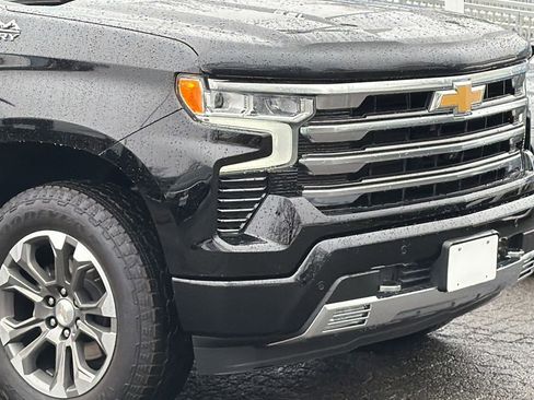 Used 2023 Chevrolet Silverado 1500 High Country image 5