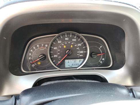 Used 2015 Toyota RAV4 XLE FWD image 9