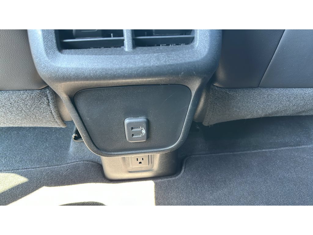 Used 2022 Chevrolet Equinox RS w/ RS Leather Package AWD/4WD image 20