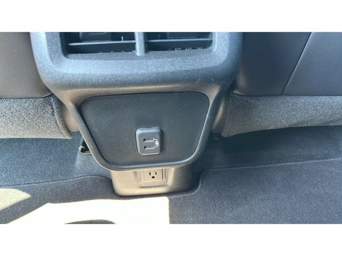 Used 2022 Chevrolet Equinox RS w/ RS Leather Package AWD/4WD image 20