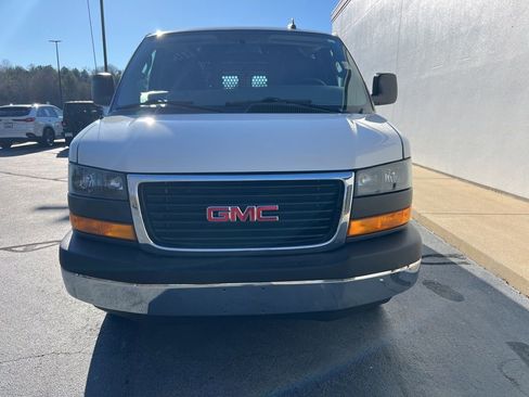Used 2023 GMC Savana 2500 w/ Driver Convenience Package RWD image 12