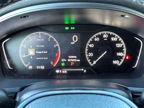 Used 2025 Honda Civic Sport image 32