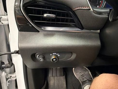 Used 2023 Chevrolet Traverse RS w/ LPO, Floor Liner Package FWD image 28