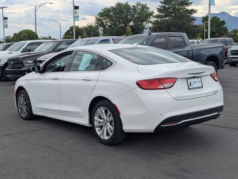 Used 2015 Chrysler 200 Limited w/ Convenience Group FWD image 7