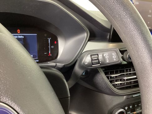 Used 2025 Ford Escape Active AWD/4WD image 24