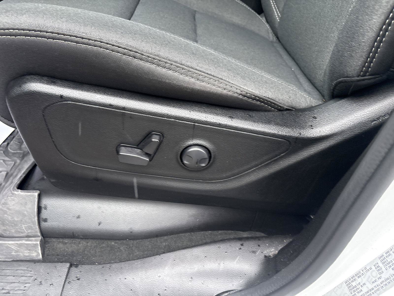 Used 2023 RAM 1500 Big Horn AWD/4WD image 14