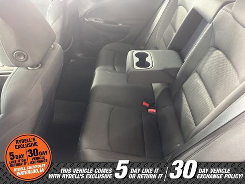 Used 2023 Chevrolet Malibu LT FWD image 18