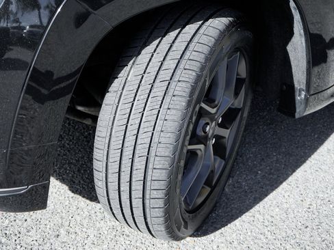 Used 2019 Jeep Grand Cherokee Limited X image 43