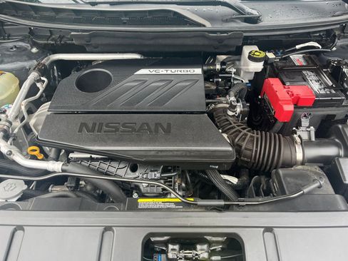 Used 2025 Nissan Rogue SV image 28