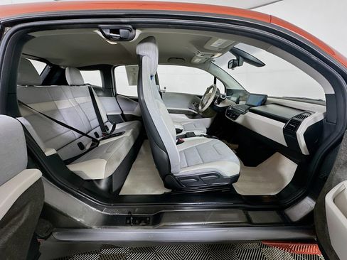 Used 2014 BMW i3 w/ Range Extender image 29